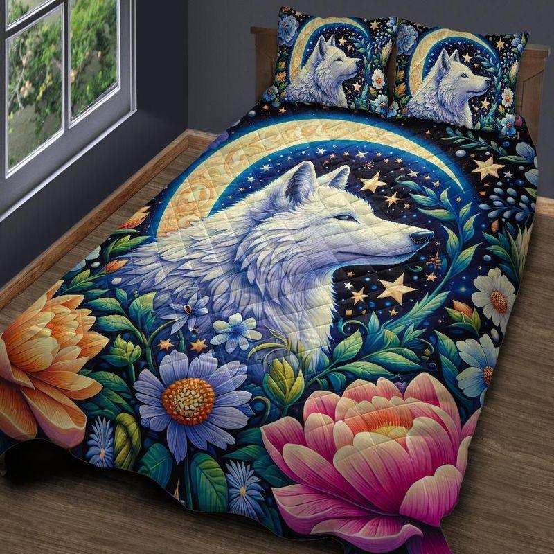 Personalized Floral Moon Wolf Quilt Bedding Set 3-Pc Personalized Floral Moon Wolf Quilt Bedding Set 3-Pc