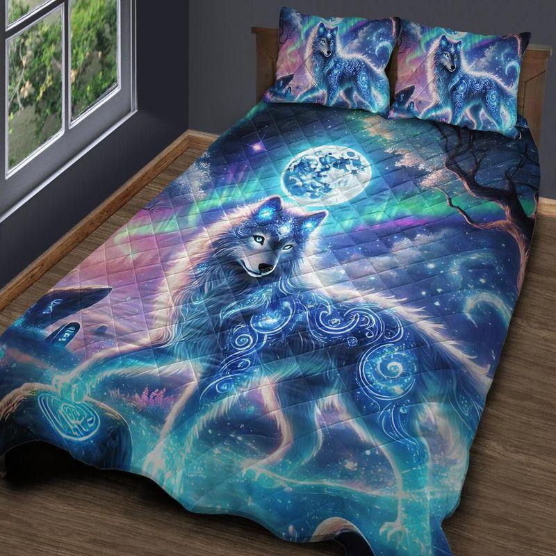Personalized Magic Wolf Quilt Bedding Set 3-Pc Personalized Magic Wolf Quilt Bedding Set 3-Pc