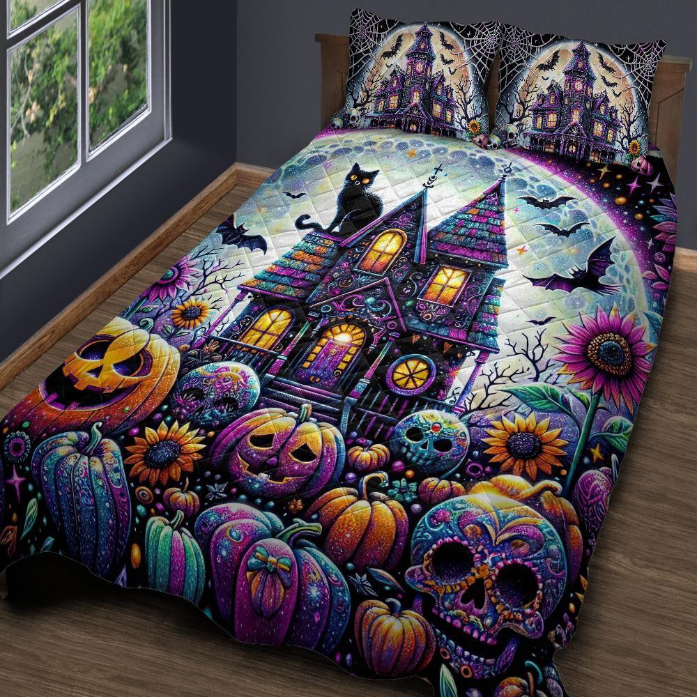 Personalized Vibrant Gothic Castle Quilt Bedding Set 3-Pc for Halloween Personalized Vibrant Gothic Castle Quilt Bedding Set 3-Pc for Halloween
