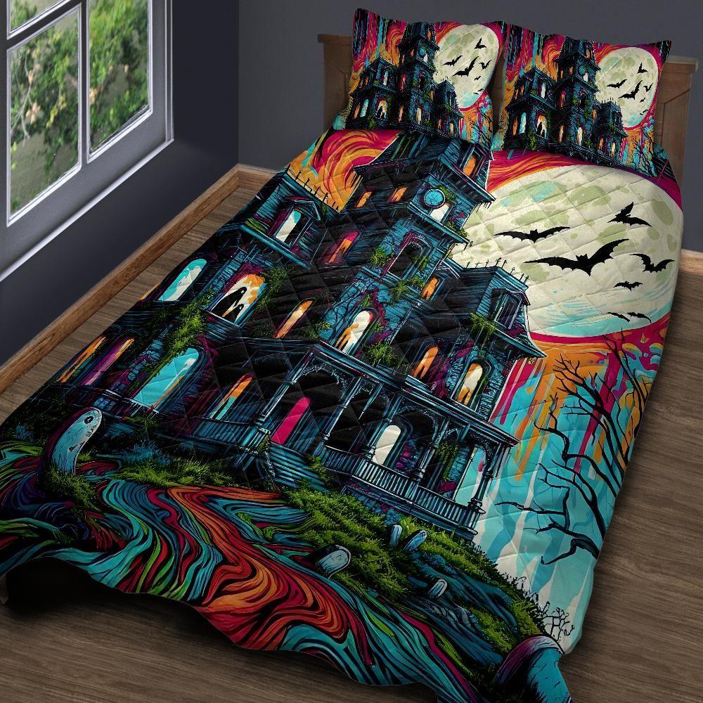 Personalized Vibrant Gothic Castle Quilt Bedding Set 3-Pc for Halloween Personalized Vibrant Gothic Castle Quilt Bedding Set 3-Pc for Halloween